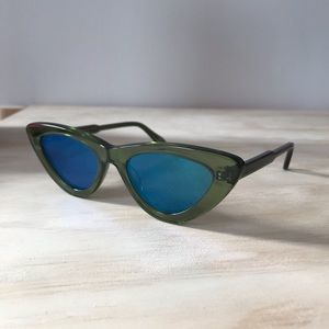 Chimi Eyewear #006 Cat eye sunglasses